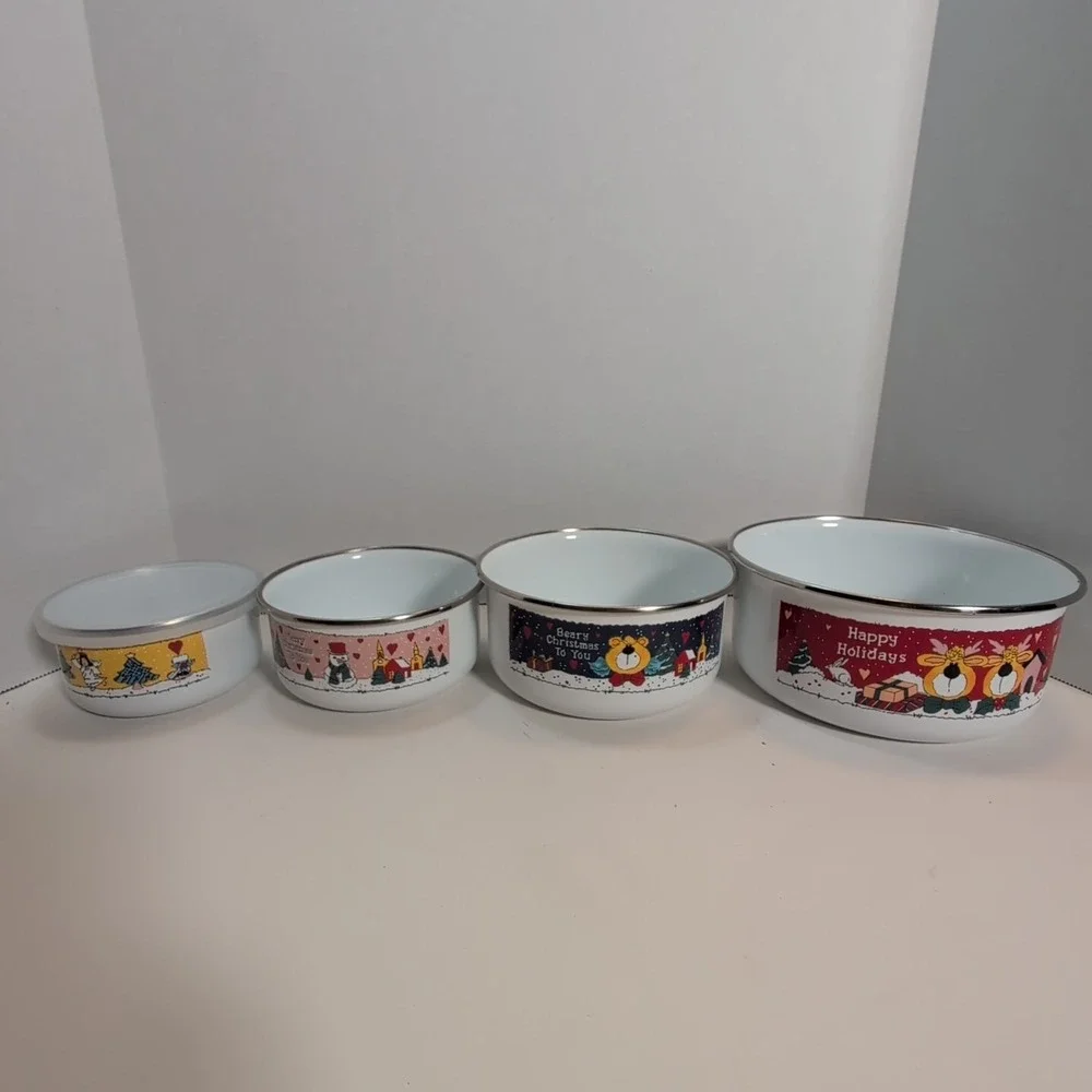 Vintage Christmas Enamel Nesting Storage Bowls - Set Of - 5 Great Condition - Picture 3 of 10